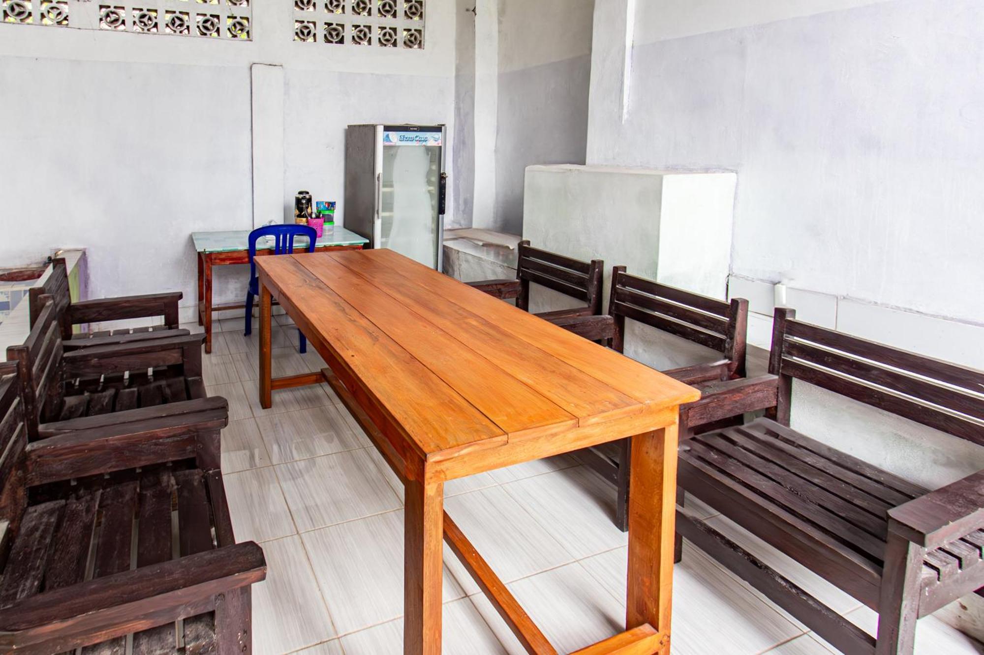Oyo 93359 Kawi Homestay 프라야 외부 사진